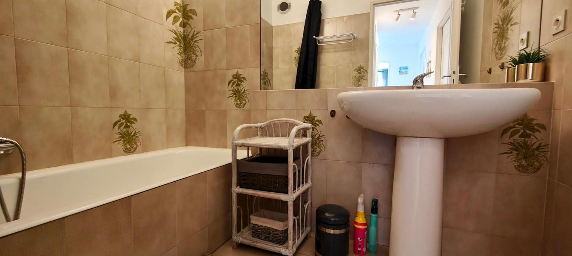 Appartement Charming T2 With Balcony Near The Port Of